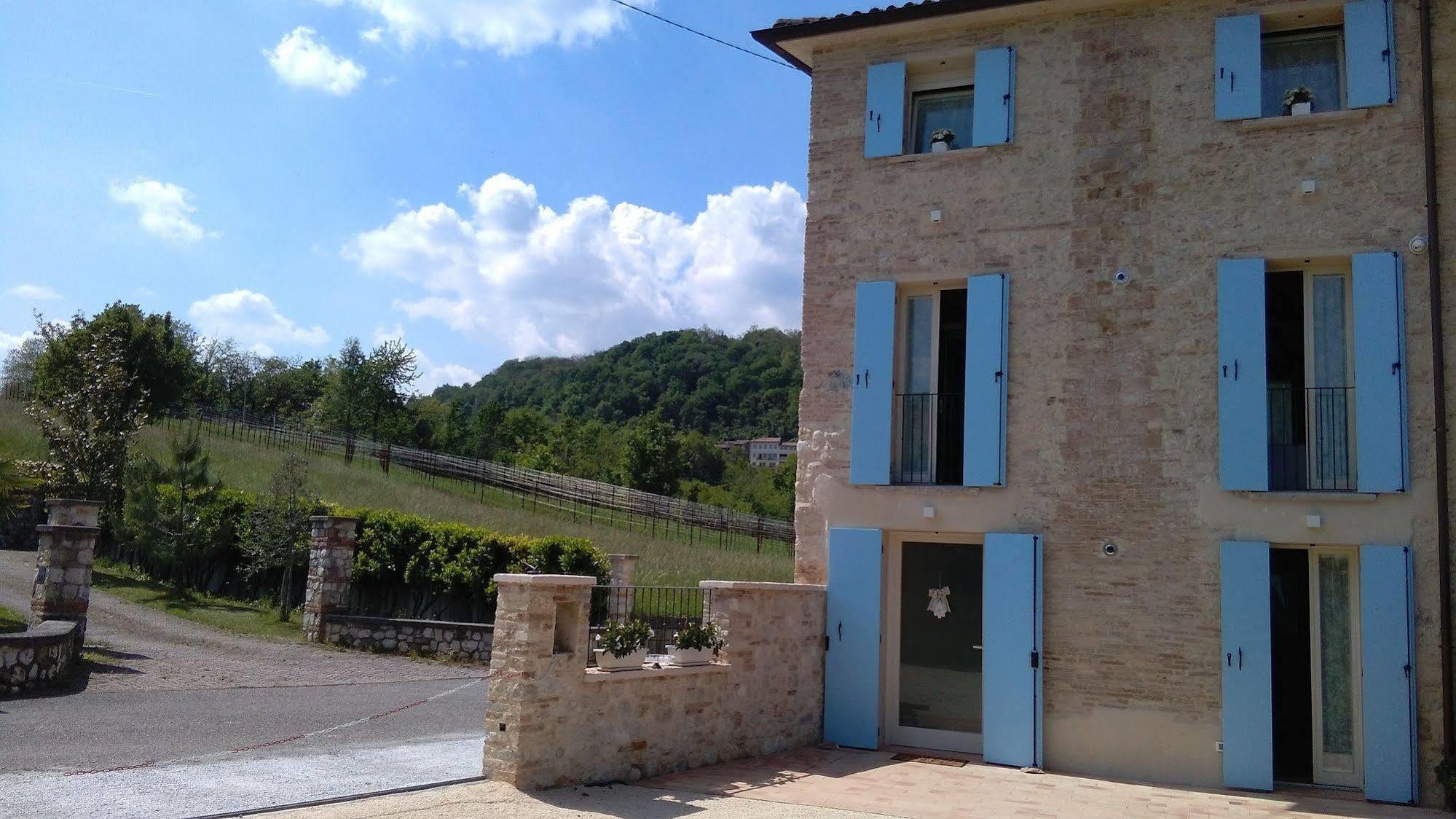 Casa Daisy Hotel Paderno del Grappa ภายนอก รูปภาพ