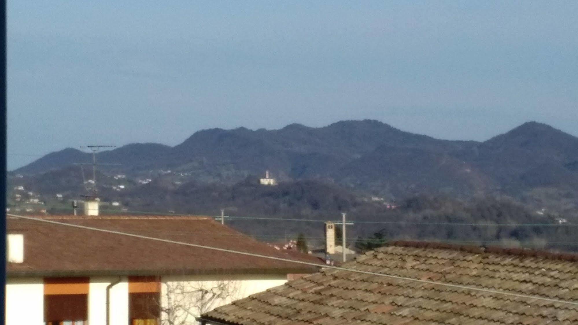 Casa Daisy Hotel Paderno del Grappa ภายนอก รูปภาพ
