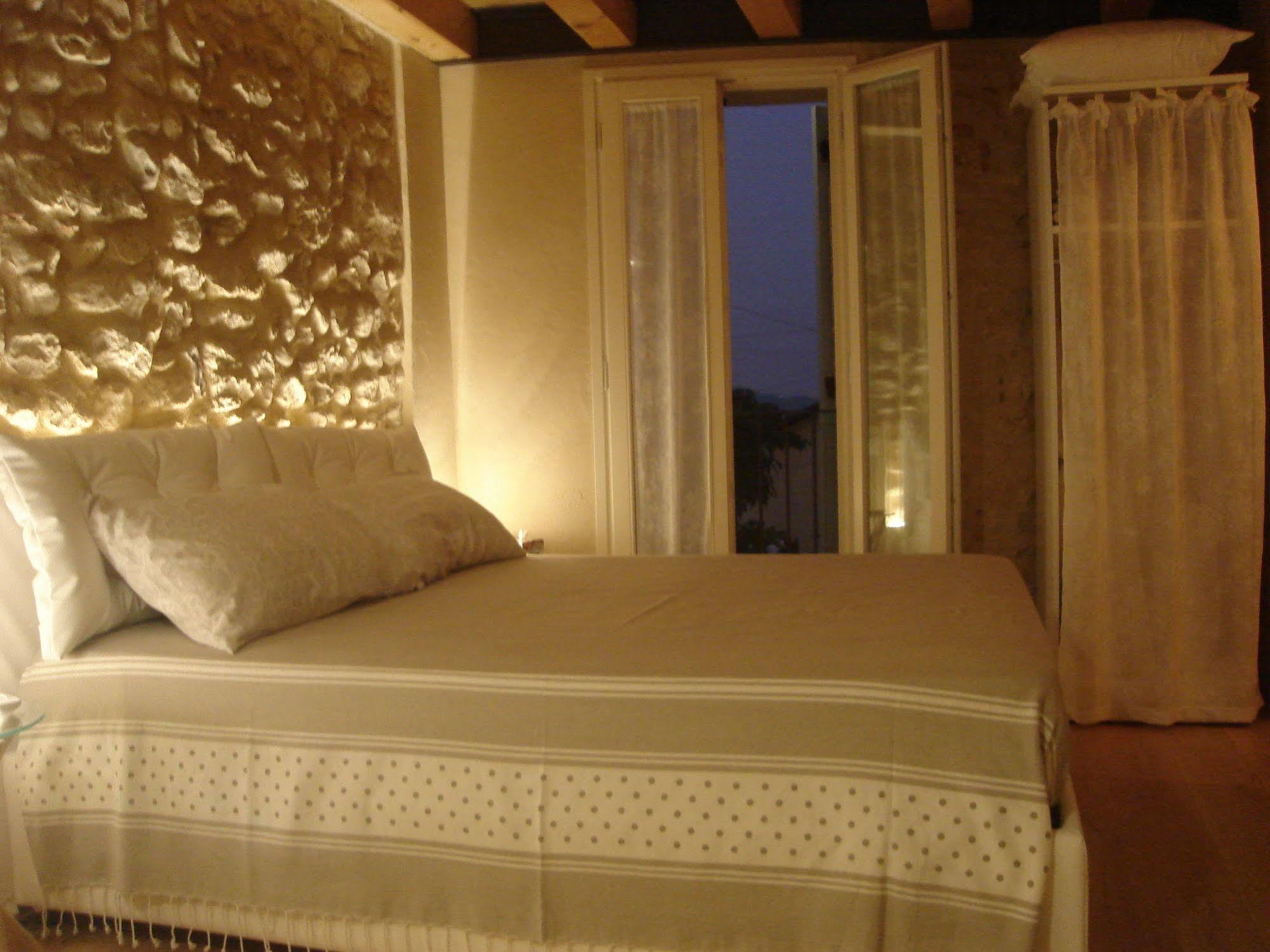 Casa Daisy Hotel Paderno del Grappa ภายนอก รูปภาพ